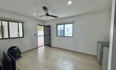 CASA FRENTE AL MAR EN SAN BRUNO EN RENTA A LARGO PLAZO CON PÁNELES SOLARES