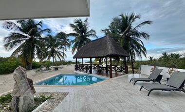 CASA FRENTE AL MAR EN SAN BRUNO EN RENTA A LARGO PLAZO CON PÁNELES SOLARES