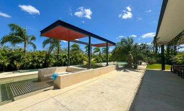 CASA EN VENTA EN PRIVADA ENTRE PARQUES, CONKAL, YUCATAN