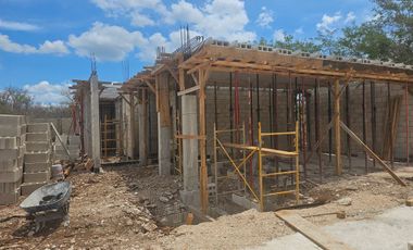 CASA EN VENTA EN PRIVADA ENTRE PARQUES, CONKAL, YUCATAN