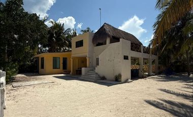 CASA  AMUEBLADA Y EQUIPADA EN TELCHAC PUERTO YUCATÁN