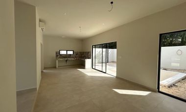 Casa en venta en Residencial Sakche en BACA, YUCATAN | ENTREGA  2026