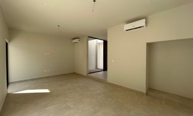 Casa en venta en Residencial Sakche en BACA, YUCATAN | ENTREGA  2026