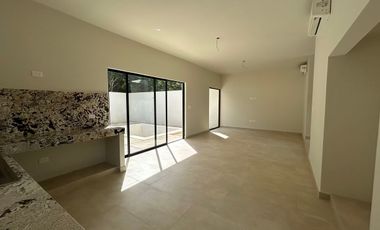 Casa en venta en Residencial Sakche en BACA, YUCATAN | ENTREGA  2026