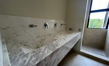 Casa en venta en Residencial Sakche en BACA, YUCATAN | ENTREGA  2026