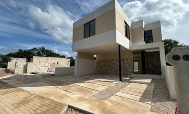 Casa en venta en Residencial Sakche en BACA, YUCATAN | ENTREGA  2026