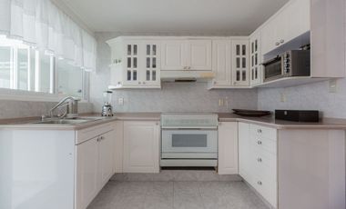 Casa en Venta en Lomas Boulevares, Tlalnepantla, Edo de México