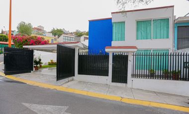 Casa en Venta en Lomas Boulevares, Tlalnepantla, Edo de México