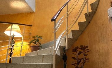 CASA EN VENTA !! PARA REMODELAR !! PRADO (SINATEL )