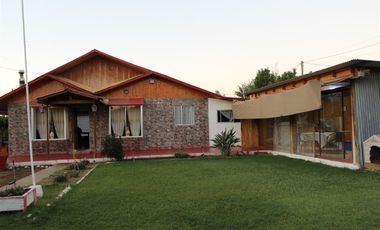 Amplia parcela con casa, Cardonal Bajo. Paine