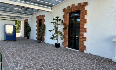 CASA EN RENTA  ESQUINA LOMAS DE ANGELOPOLIS III