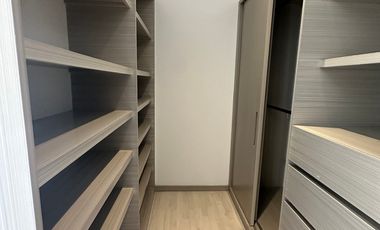 CASA EN RENTA  ESQUINA LOMAS DE ANGELOPOLIS III