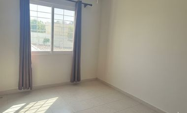 CASA EN VENTA AMPLIACION SENDEROS CERRADA SAUCES, TORREON COAH.
