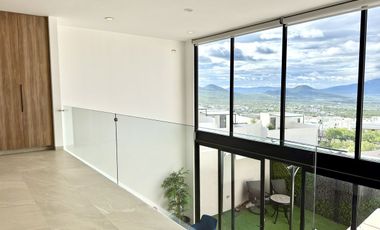 CASA EN VENTA EN  ZIBATÁ, ESTILO LOFT, 1 RECÁMARA