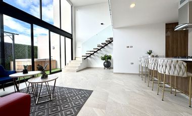 CASA EN VENTA EN  ZIBATÁ, ESTILO LOFT, 1 RECÁMARA
