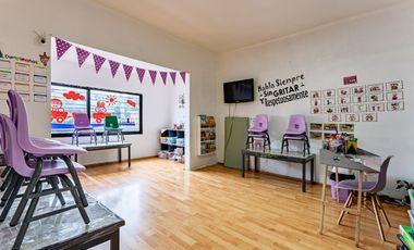 Casa con 4 recámaras y 295 m2 superficie de terreno en venta en Clavería.