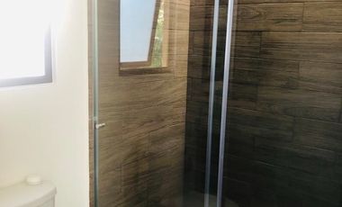 CASA EN RENTA EN PUERTA REAL, MODELO CÓRDOBA, CORREGIDORA, QRO.