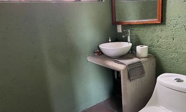 Vive en una Casa que Combina la Tranquilidad del Campo con la Ciudad