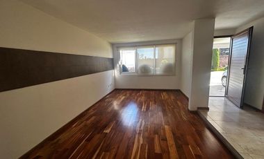 CASA EN RENTA PARTE BAJA DE CUAJIMALPA