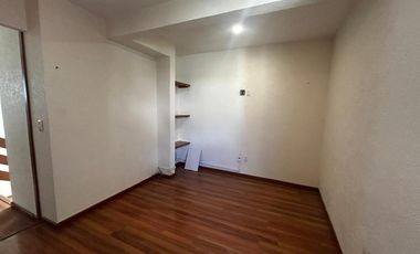 CASA EN RENTA PARTE BAJA DE CUAJIMALPA