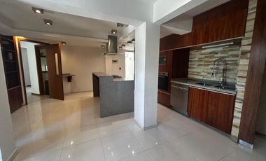 CASA EN RENTA PARTE BAJA DE CUAJIMALPA