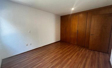 CASA EN RENTA PARTE BAJA DE CUAJIMALPA