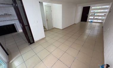 CASA EN RENTA EN MEDITERRANEO, CARMEN, CAMPECHE.