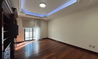 Hermosa casa de lujo en renta en Puerta de Hierro