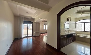 Hermosa casa de lujo en renta en Puerta de Hierro