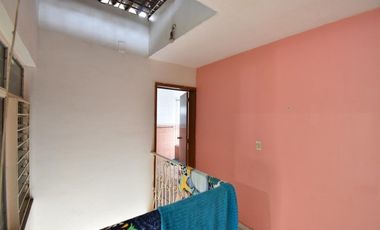 Vendo casa en Loma Bonita con amplios espacios