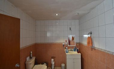Vendo casa en Loma Bonita con amplios espacios