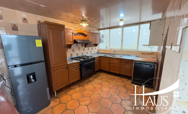 Casa en Venta, en Lomas de las Águilas