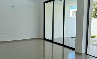 CASA EN PRADERAS DEL MAYAB