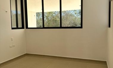 CASA EN PRADERAS DEL MAYAB