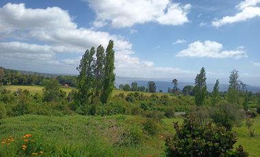 VIVE FRENTE AL LAGO RANCO CASA DE 4D Y 3B