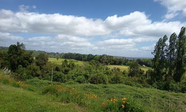 VIVE FRENTE AL LAGO RANCO CASA DE 4D Y 3B