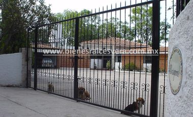 CASA EN RENTA AMUEBLADA  EN TEQUISQUIAPAN EN GRANJAS RESIDENCIALES. Amanda