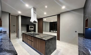 Hermosa Casa en Venta Altozano 4 recamaras