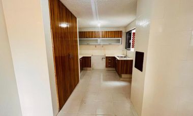 Casa en venta en Veracruz de 3 niveles Fracc. Floresta
