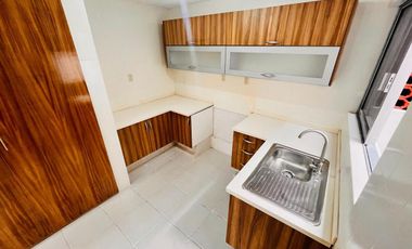 Casa en venta en Veracruz de 3 niveles Fracc. Floresta