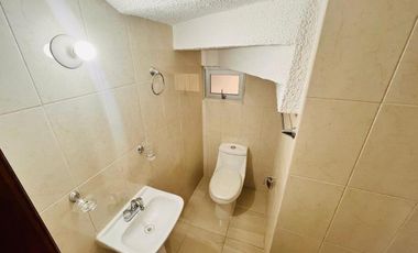 Casa en venta en Veracruz de 3 niveles Fracc. Floresta