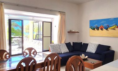 Villa en venta en Celestún, Yuc, frente al mar.