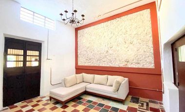 Casa en venta en el Centro de Mérida amueblada