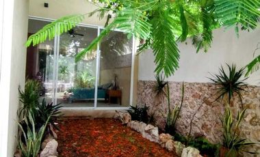 Casa en venta en el Centro de Mérida amueblada