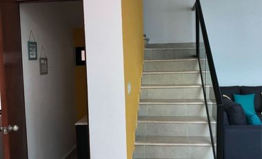 En Renta Town House en San Ramón Norte, equipado y amueblado.