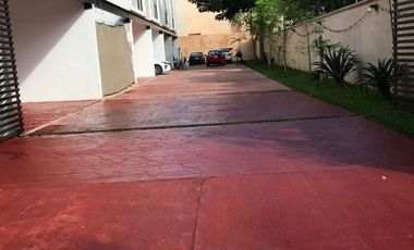 En Renta Town House en San Ramón Norte, equipado y amueblado.