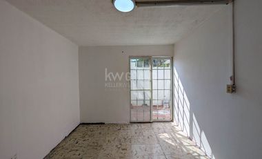 Casa en Venta de una planta en Fraccionamiento Revolución, Tlaquepaque