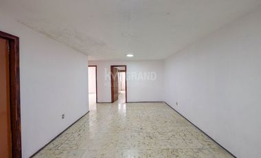 Casa en Venta de una planta en Fraccionamiento Revolución, Tlaquepaque