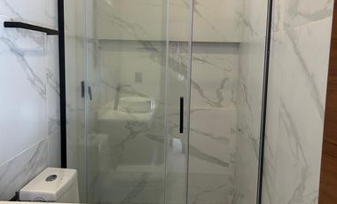 RENTA DE CASA EN SOLARES ALTANZA, CASA LISTA PARA ESTRENARSE, ALBERCA EN COTO