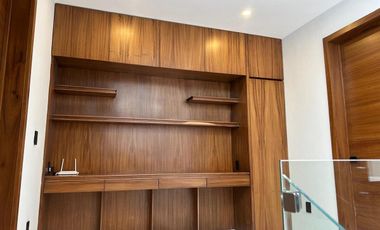 RENTA DE CASA EN SOLARES ALTANZA, CASA LISTA PARA ESTRENARSE, ALBERCA EN COTO